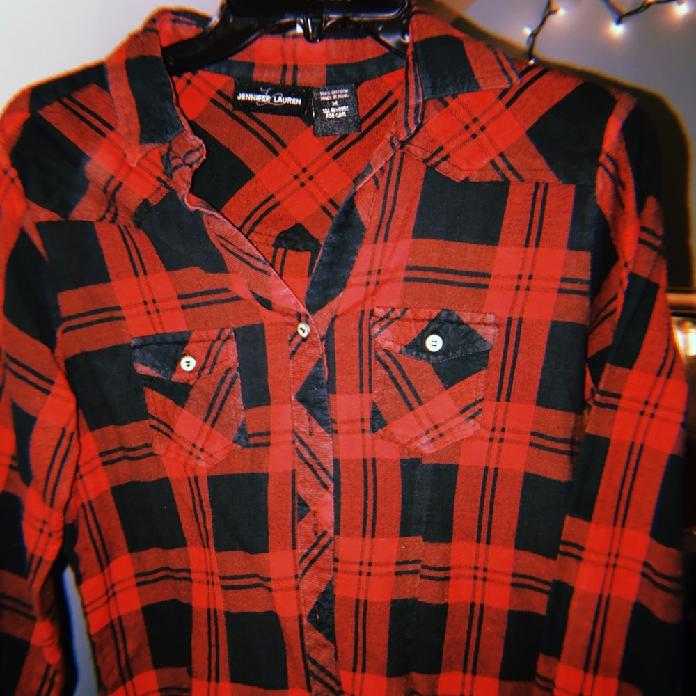 JUNIOR’S BLACK AND RED FLANNEL